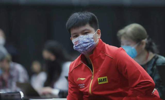 丝袜美腿中文字幕