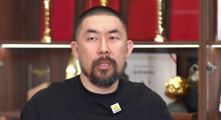 h黄网站